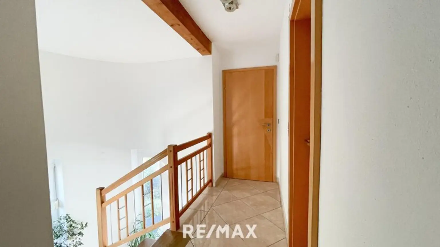 Absolute Ruhelage/Haus mit wunderschönem Garten!