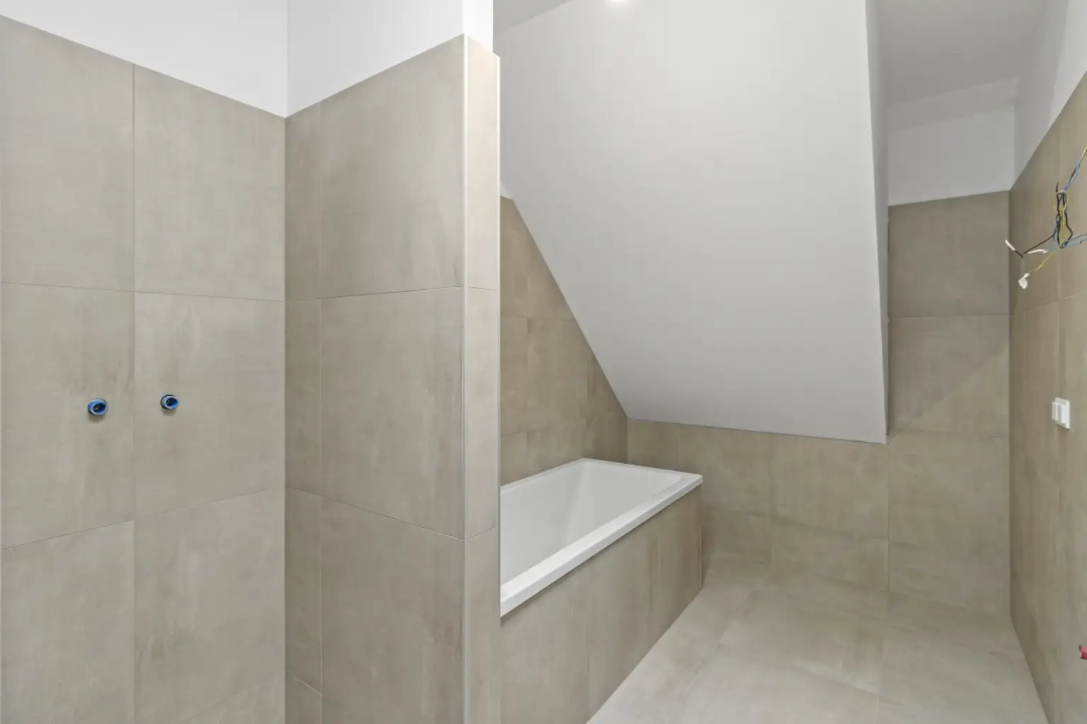 L | ++ LEBENSFREUDE ++ Bezaubernde 3 Zimmer mit BALKON | Prima Service Immobilien