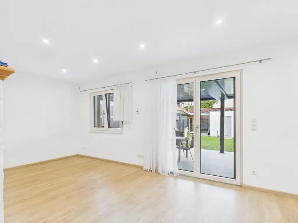 Bungalow auf Eigengrund in sehr ruhiger Lage mit großem Garten in Wien