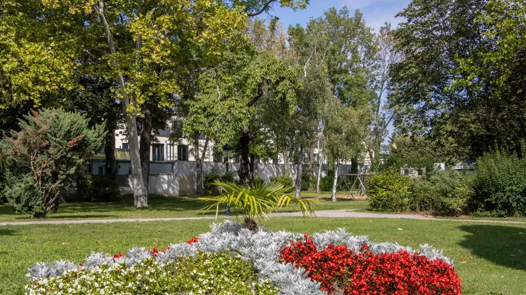 Quality Living! NEUBAUPROJEKT in 2344 Maria Enzersdorf!  Wunderschönes Eckreihenhaus mit Parkblick!