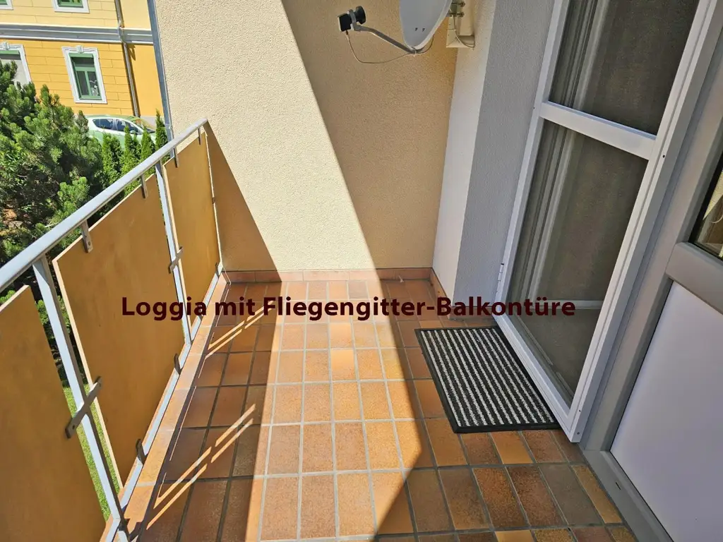 3 Zimmer, mit Loggia , Carport