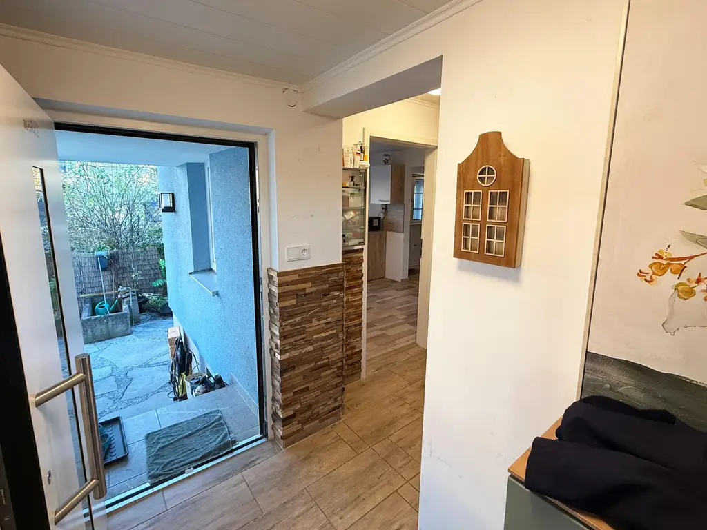 Einfamilienhaus in Ybbs - neuer Wohntrakt zum Fertigstellen inklusive!