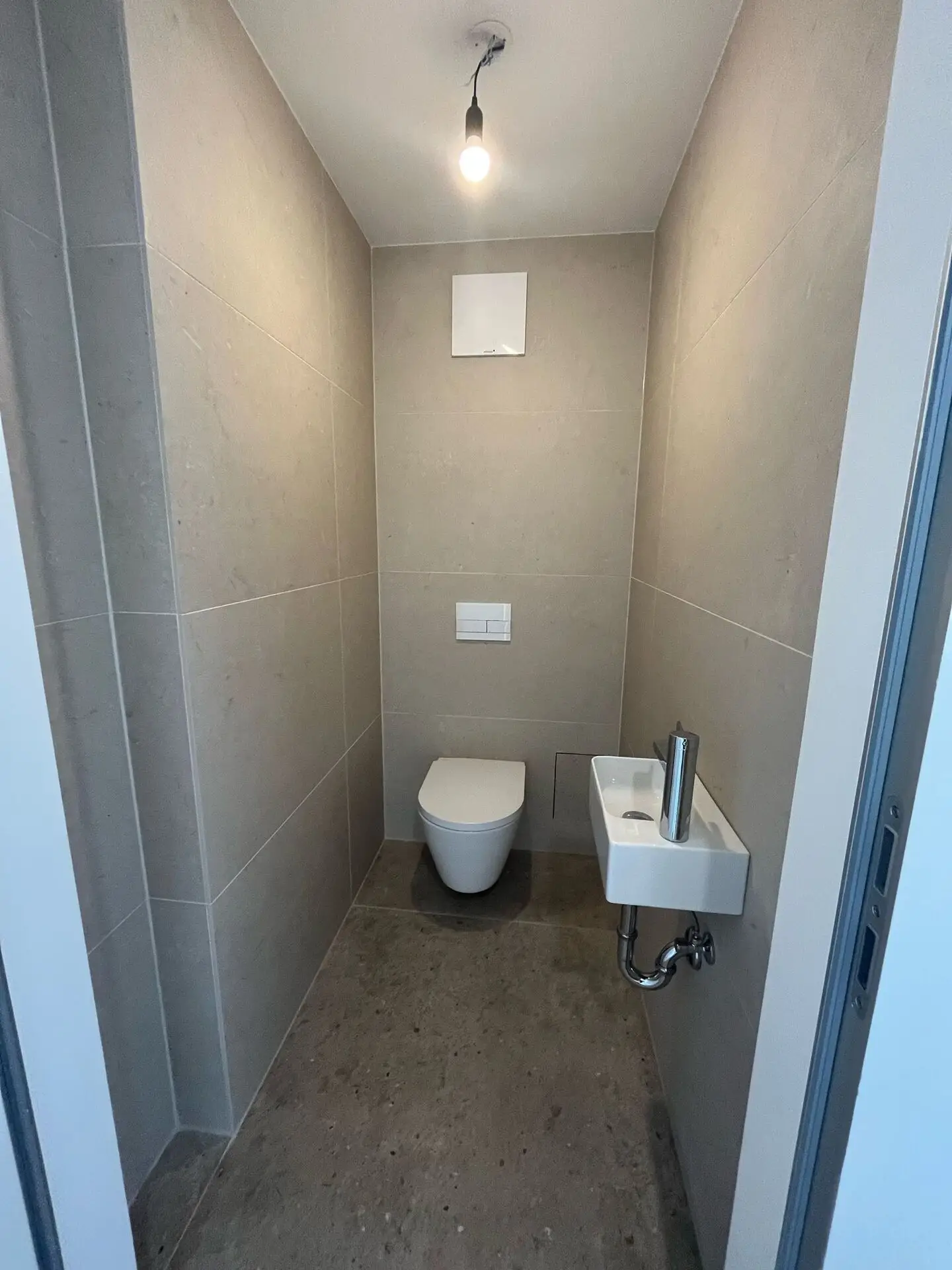 f32b9faf-3adc-4cc0-bc23-79260a1b5571