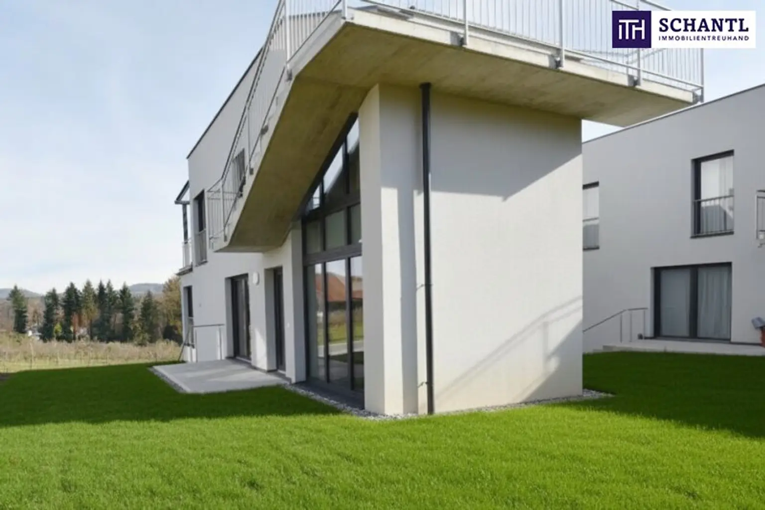 Exklusives Einfamilienhaus mit Panoramaterrasse in der steirischen Weingegend – Ein Wohnjuwel für höchste Ansprüche!