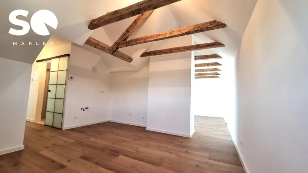 #SQ - WIENER NEUSTADT: EXKLUSIVES WOHNERLEBNIS FÜR FAMILIE, ARBEIT UND MEHR – TRAUMHAUS MIT DACHTERASSE UND FERNBLICK