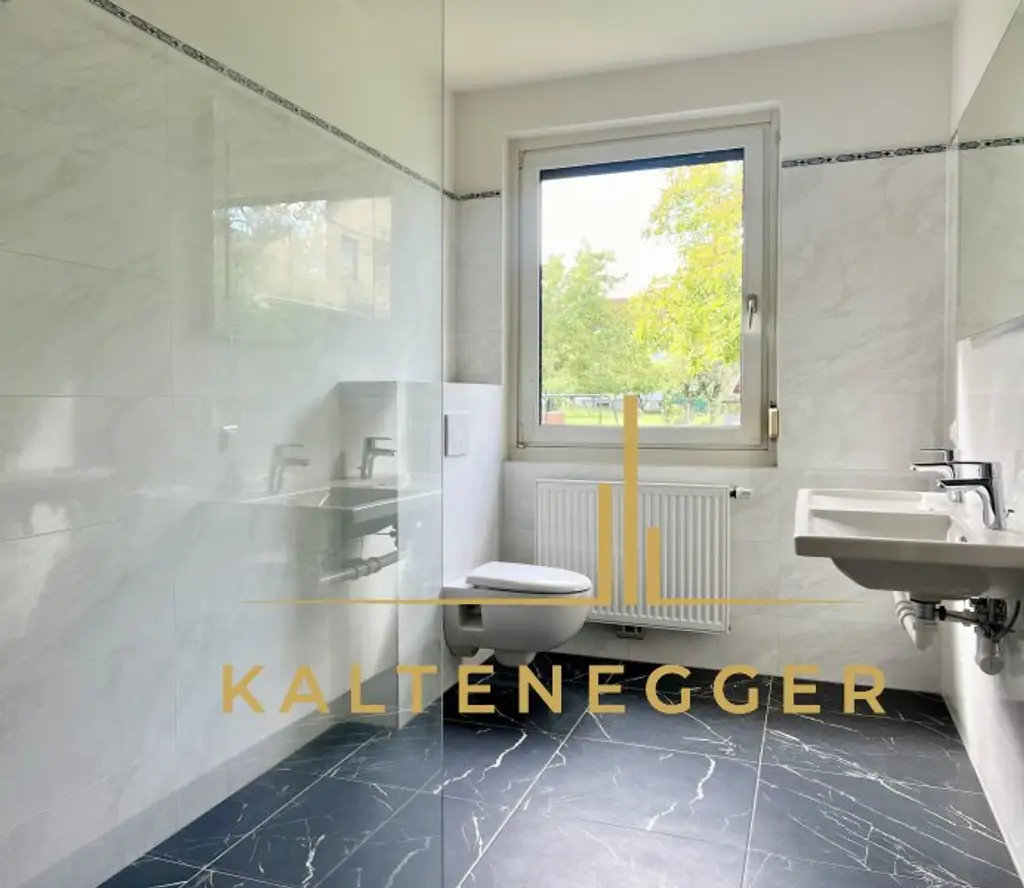 Vösendorf : Büro- und Praxisräume / Zwei sanierte Einheiten