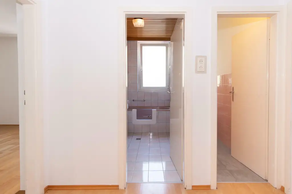 Geräumige 4-Zimmer Wohnung mit Loggia in zentrumsnähe – Moserhofgasse 49, 8010 Graz