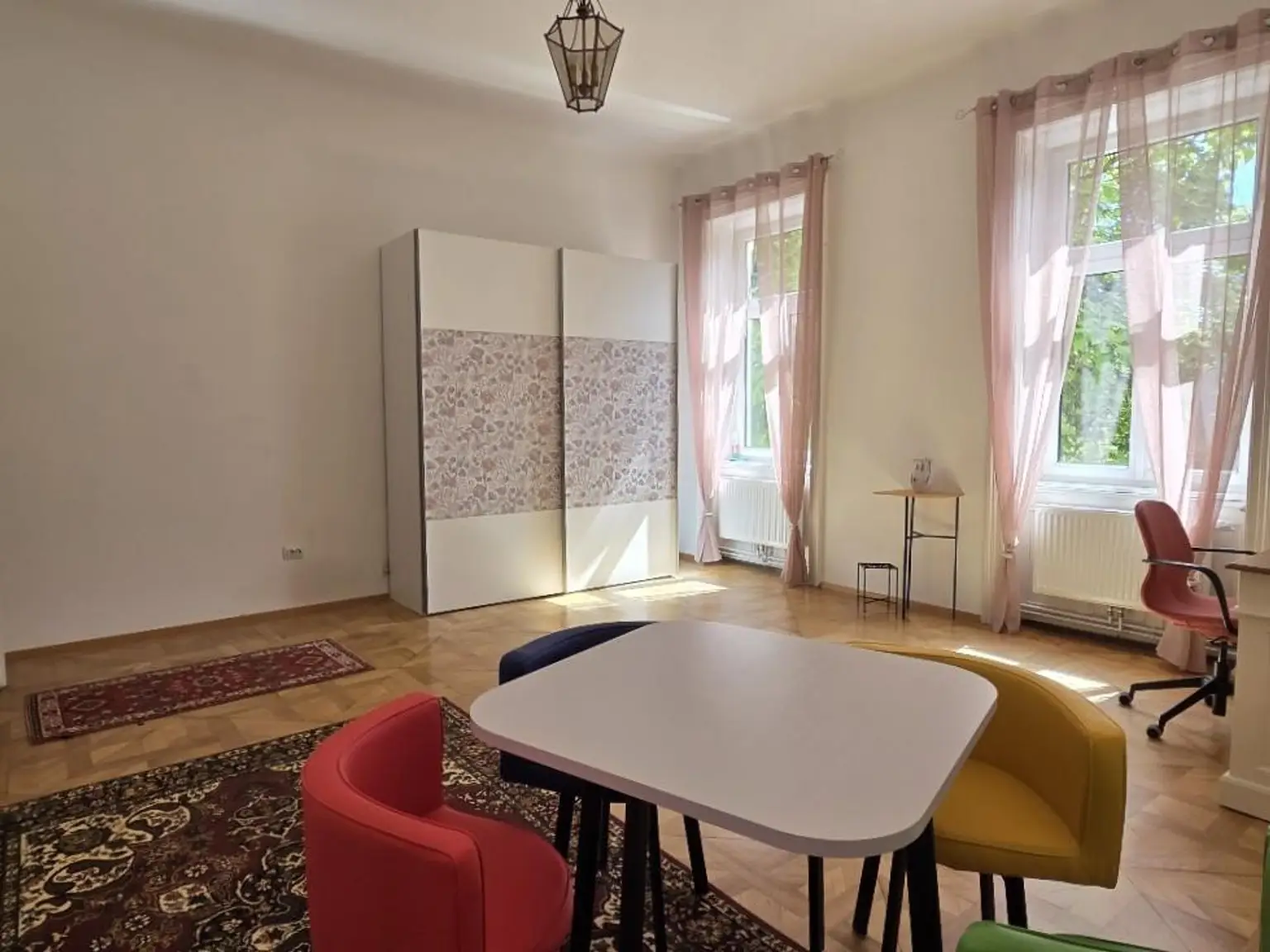 Schlafzimmer 2