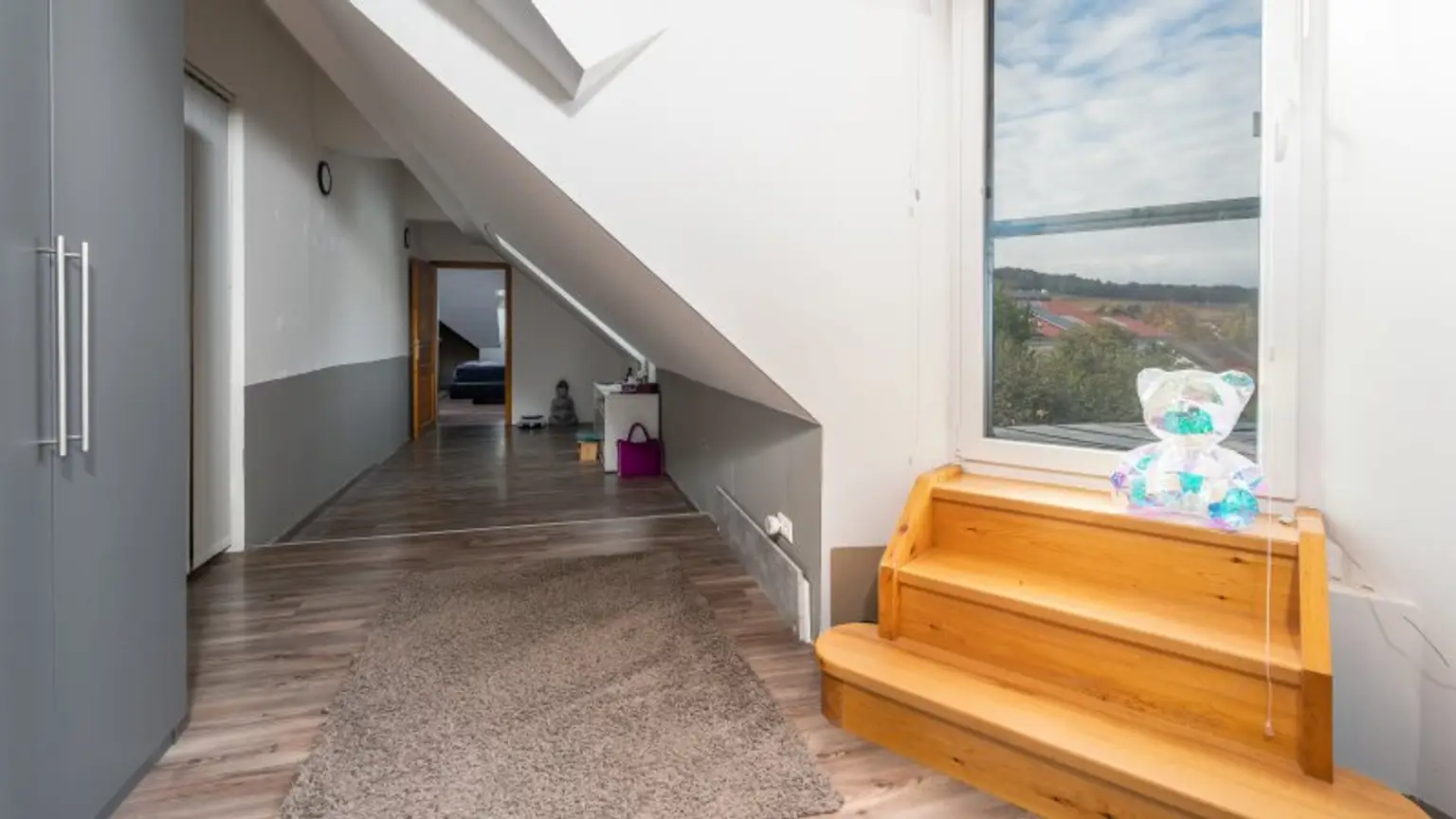 Paradies-Liebhaber aufgepasst! Detailreiches Ein oder Mehrfamilienhaus!