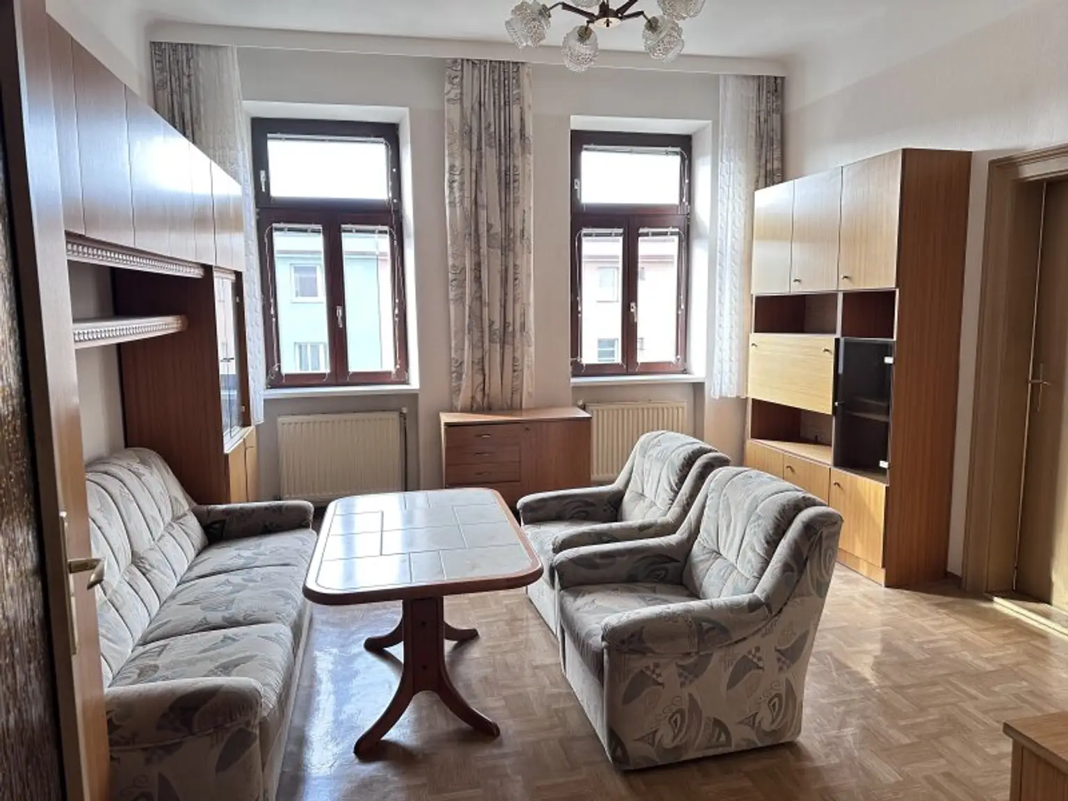 HELLE 3 ZIMMER MIT PARKBLICK - 3. STOCK