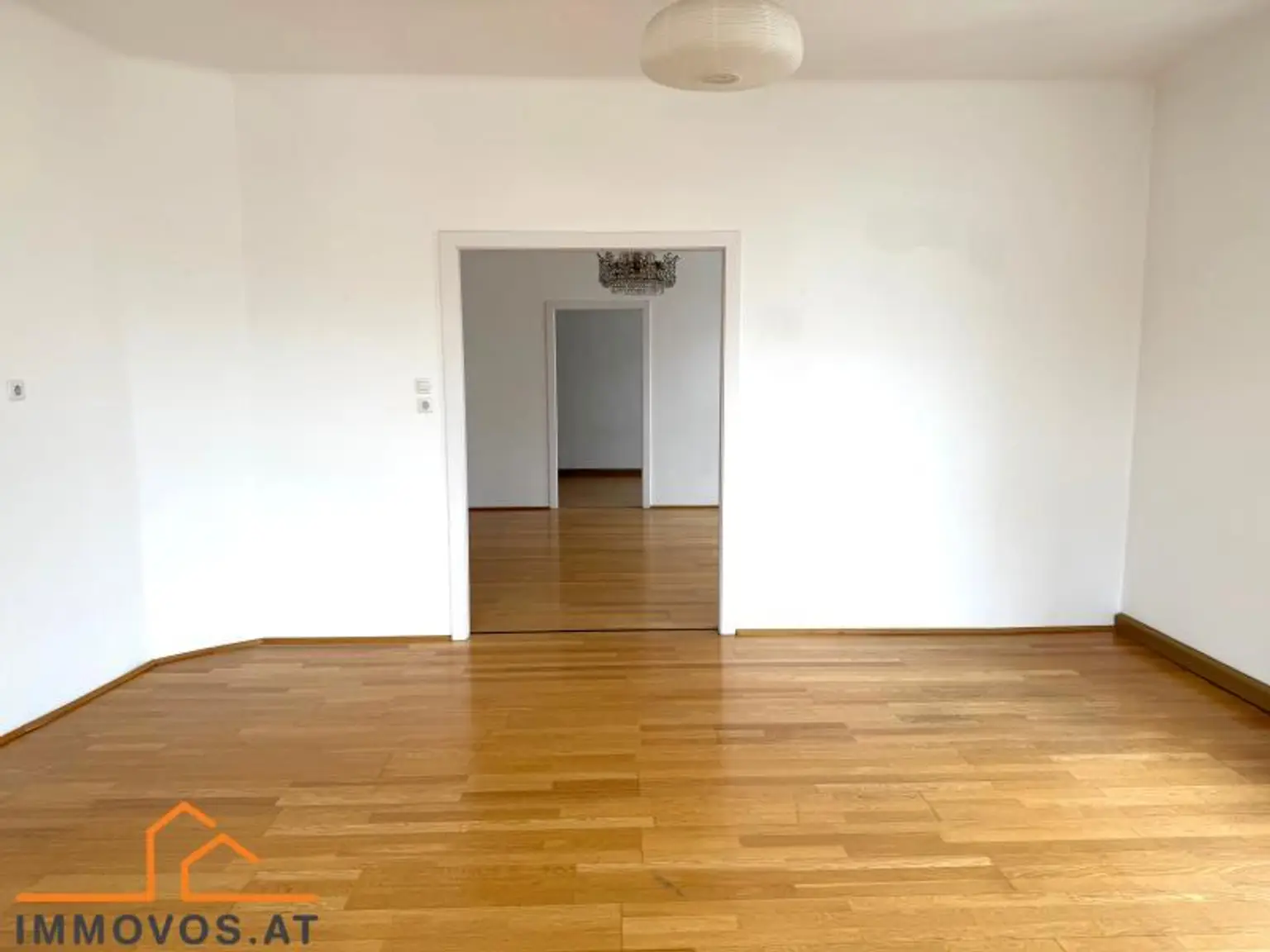 TOPLAGE! EXKLUSIVE, RUHIGE 3-ZIMMER-WOHNUNG MITTEN IN DER WIENER INNENSTADT!