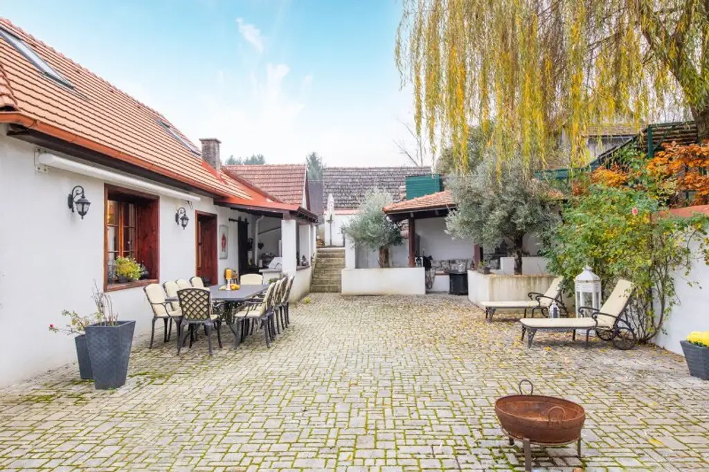 Pferde, Golf und Thermenwellness - Im sonnigen Südburgenland