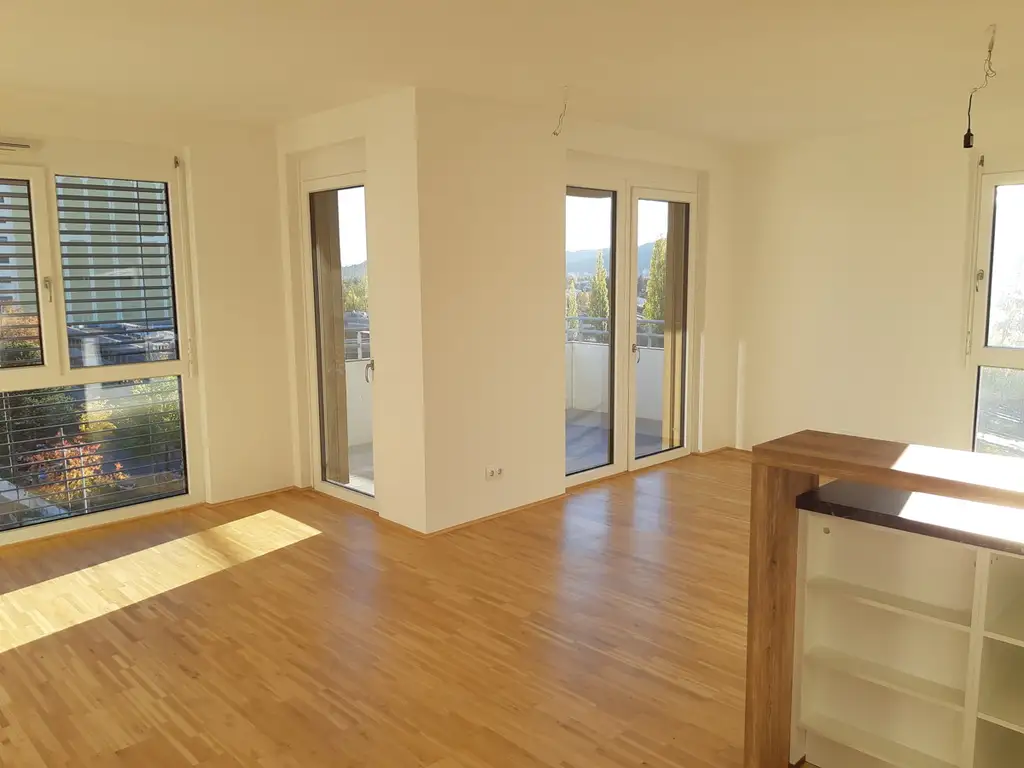 EXKLUSIVE  4-ZIMMERWOHNUNG MIT GROSSER SÜDWEST TERRASSE IM NEUEN REININGHAUSAREAL