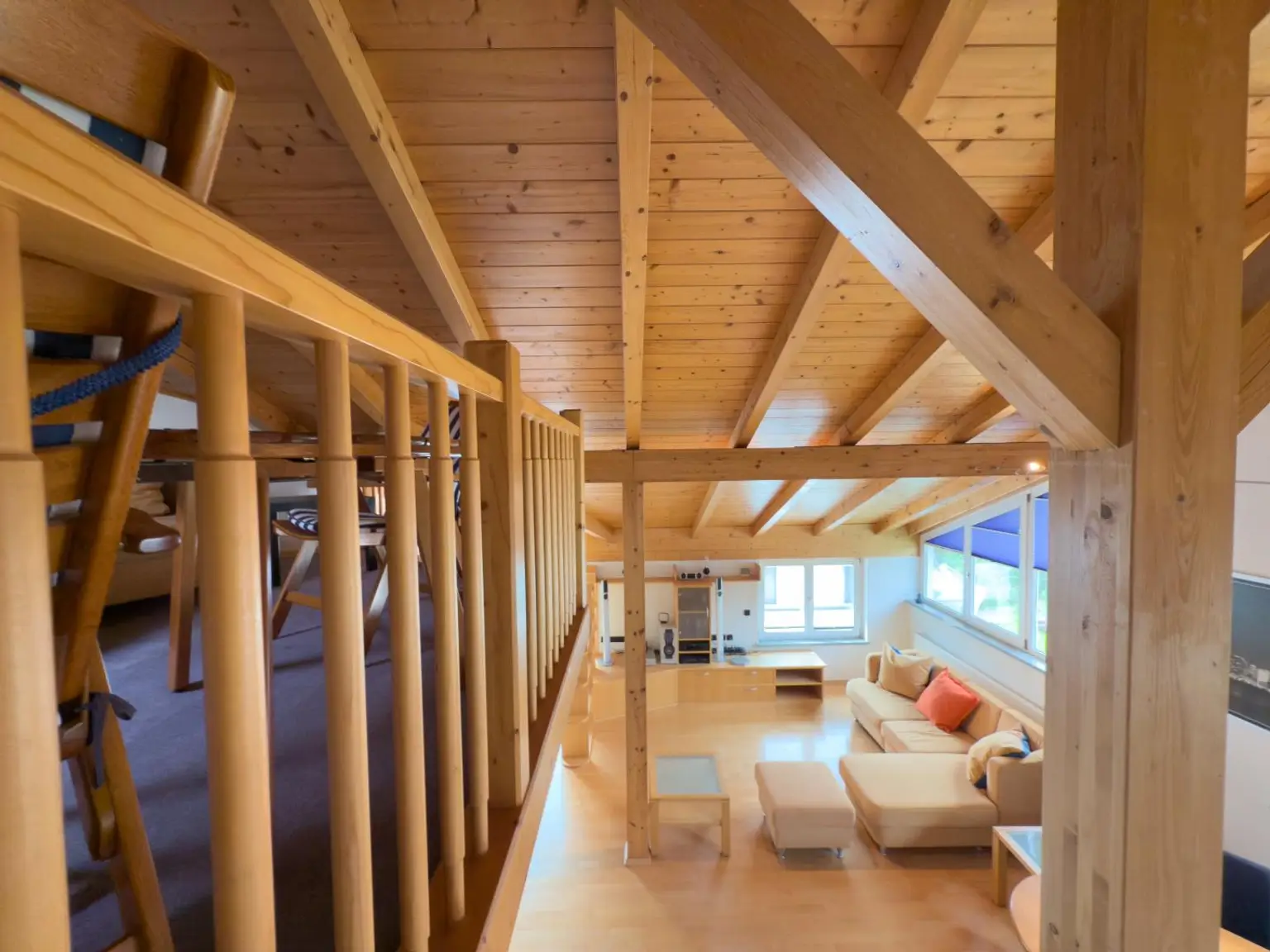 Weitblick über das Wipptal  - Dachgeschoßwohnung mit zwei Ebenen in Steinach