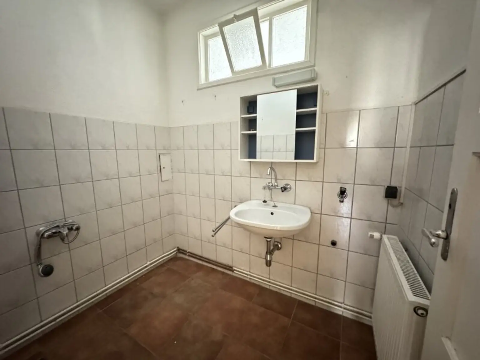 *Sanierungsbedürftiger Familienhit in absoluter Ruhelage bei Hernals* Ab sofort verfügbar!*