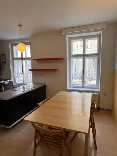 5% Rendite, steuerlich auf 15 Jahre abschreiben! Top-vermietetes Stadthaus im Herzen der Kremser Innenstadt
