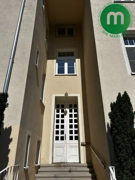 Wohnen am grünen Stadtrand - 160 m² Gartenwohnung in absoluter Ruhelage