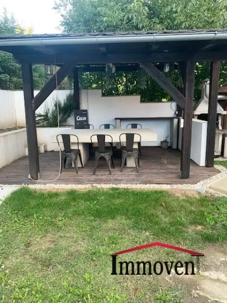 Im Speckgürtel von Wien -  Idyllisches Einfamilienhaus mit Garten/Terrasse und Pool!