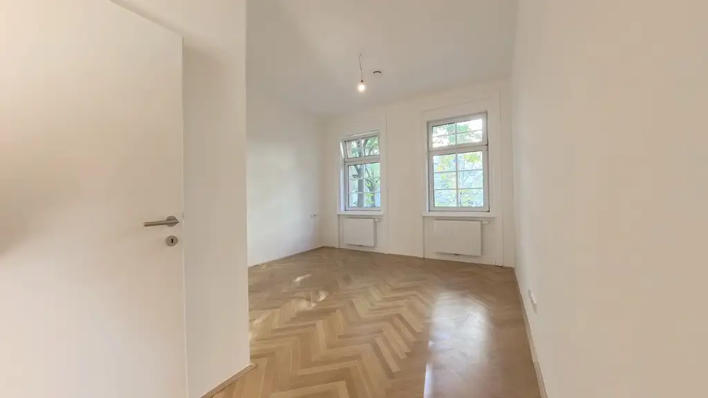 Der nächste Sommer kommt bestimmt: Generalrenovierte 3-Zimmer-Wohnung mit großzügiger Terrasse