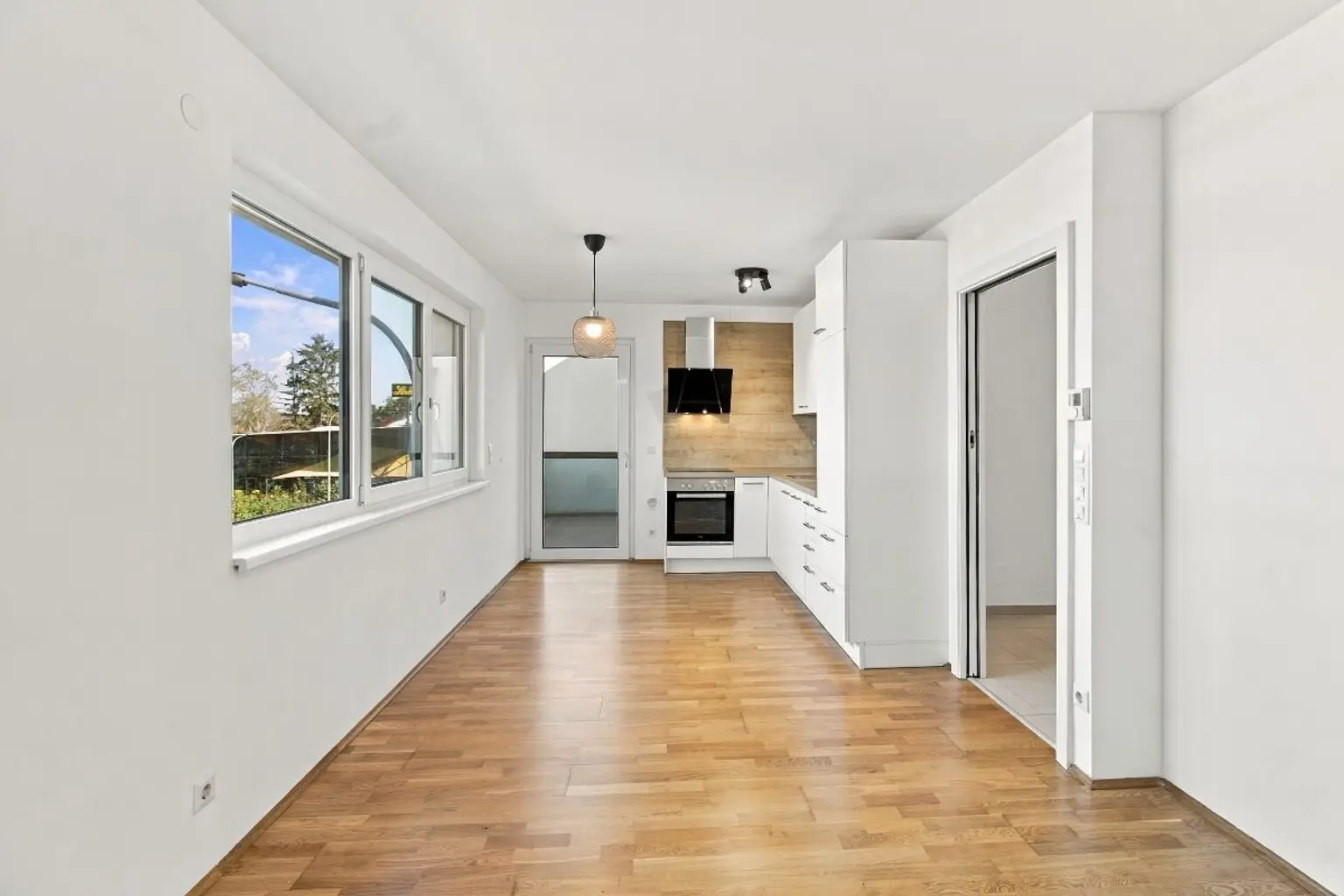 C | NEU am Markt ++ MODERNE ZWEI Zimmer mit TERRASSE | Prima Service Immobilien