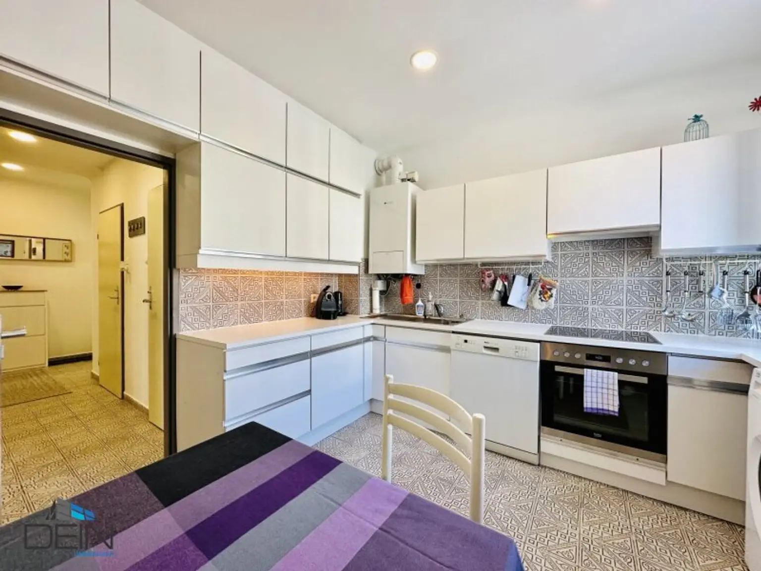 BEZUGSFERTIG! MÖBLIERTE 2,5 ZIMMERWOHNUNG NÄHE HAUPTBAHNHOF UND U1 KEPLERPLATZ!