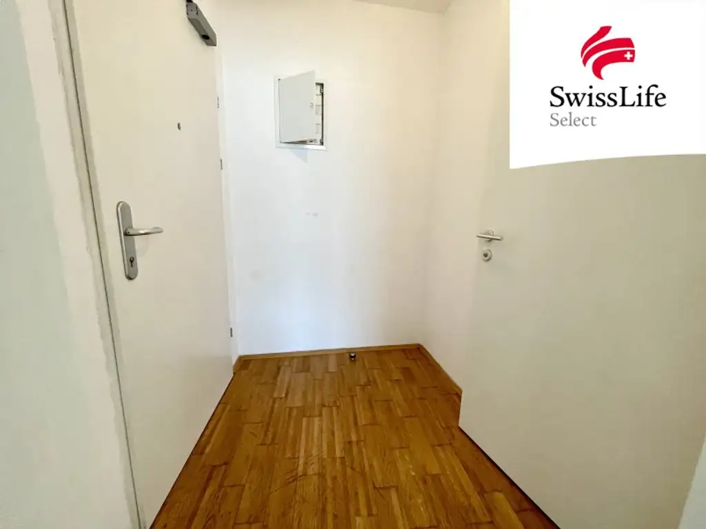 Stilvolle 2-Zimmer-Wohnung mit Loggia, Schrankraum und Garagenplatz – Nähe Längenfeldgasse