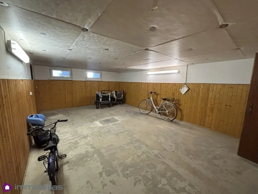 Charmante 3-Zimmer-Wohnung mit Gemeinschaftsgarten und Parkplatz im Herzen von Gänserndorf