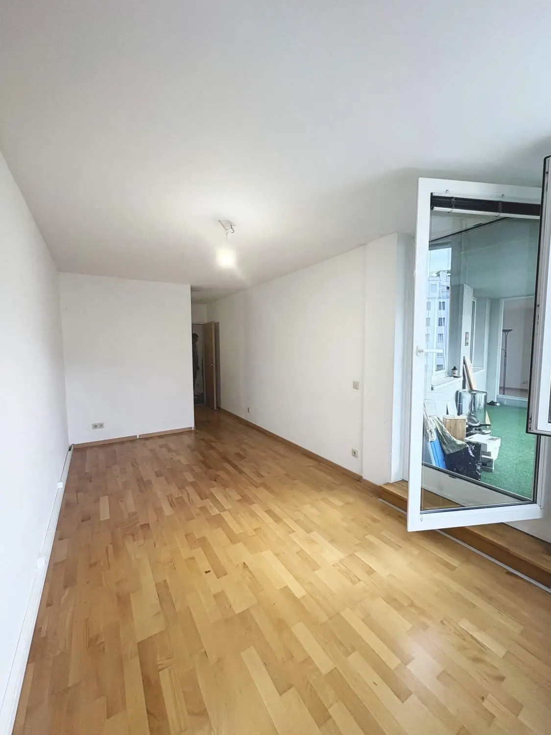 Geförderte 4-Zimmer-Wohnung mit Loggia - 
FINANZIERUNGSBEITRAG