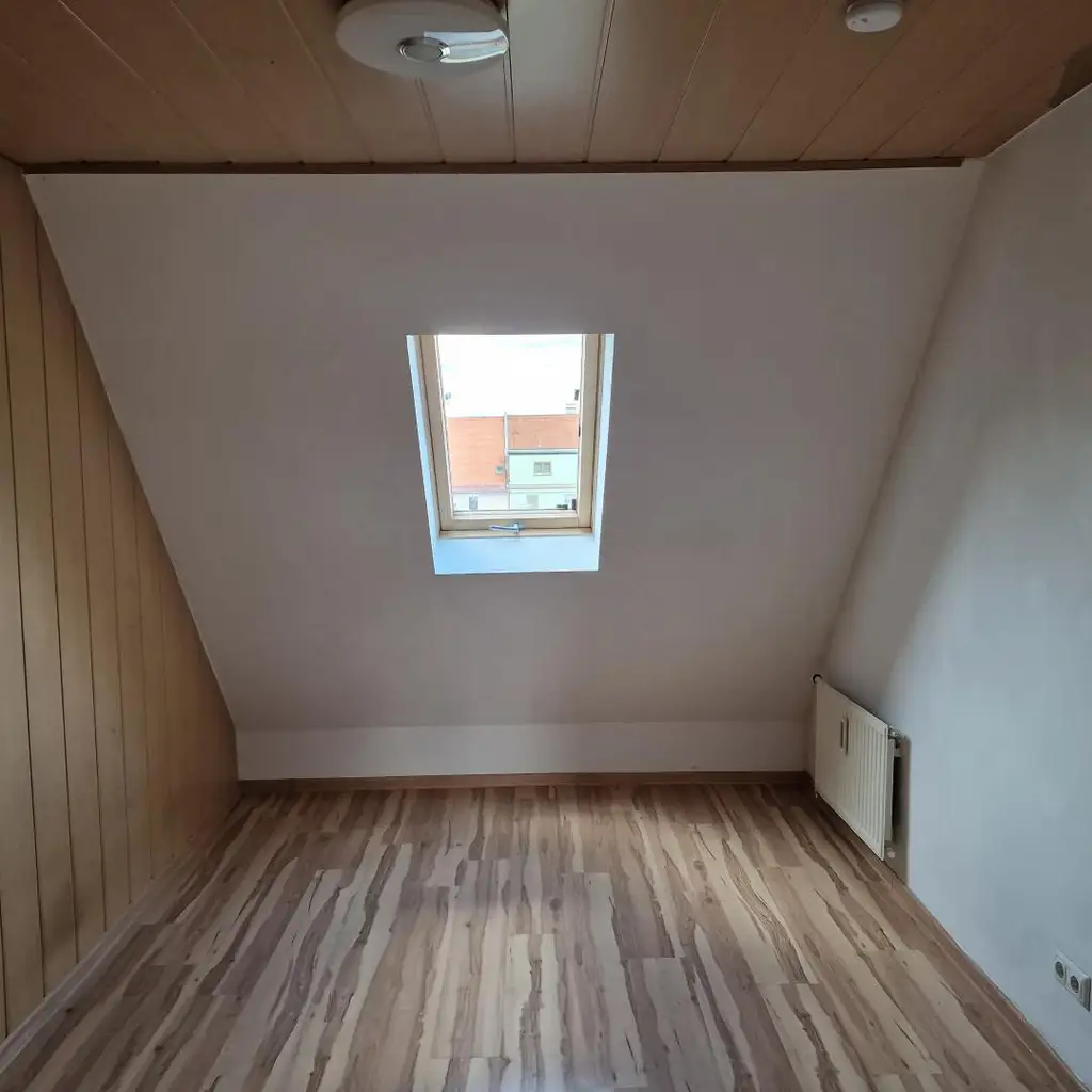 Großzügige 3-Zimmer-Wohnung mit Gartenmitbenützung!