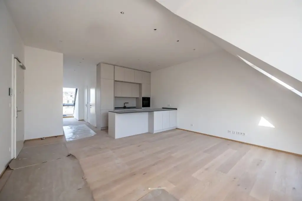 ++NEU++ Außergewöhnliche 2-Zimmer Dachgeschosswohnung in toller Lage (Erstbezug)