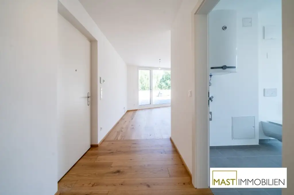 *Sommer 2025* Rund 180 qm Freifläche und Blick auf den See bei dieser exklusiven Dachgeschosswohnung!