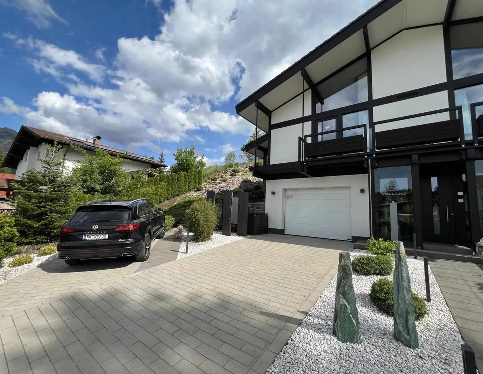 Pflach/Nähe Reutte-Füssen! Hochwertiges Einfamilienhaus mit Einliegerwohnung!
