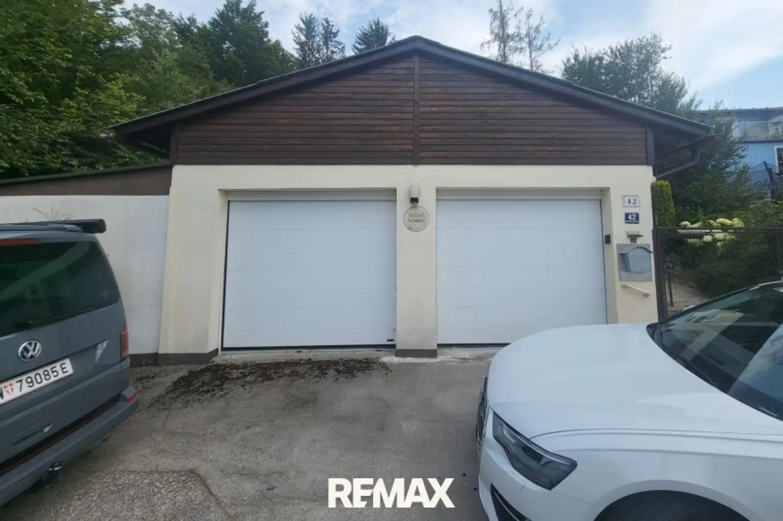 16 Garage
