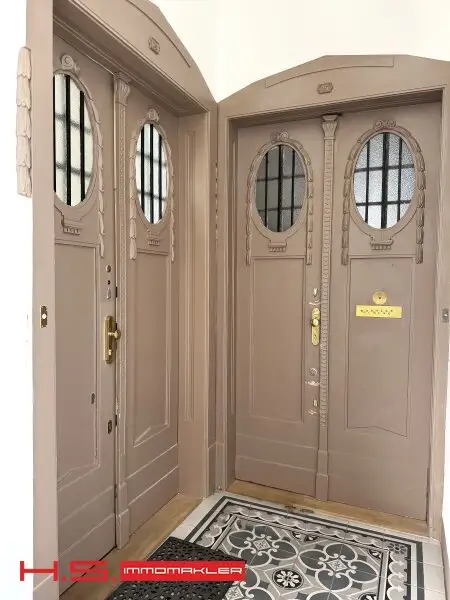 GRÜNDERZEITJUWEL - STILWOHNUNG IN SUPERLAGE - PERFEKTER  GRUNDRISS MIT GRÜNBLICK - 3. WOHNETAGE