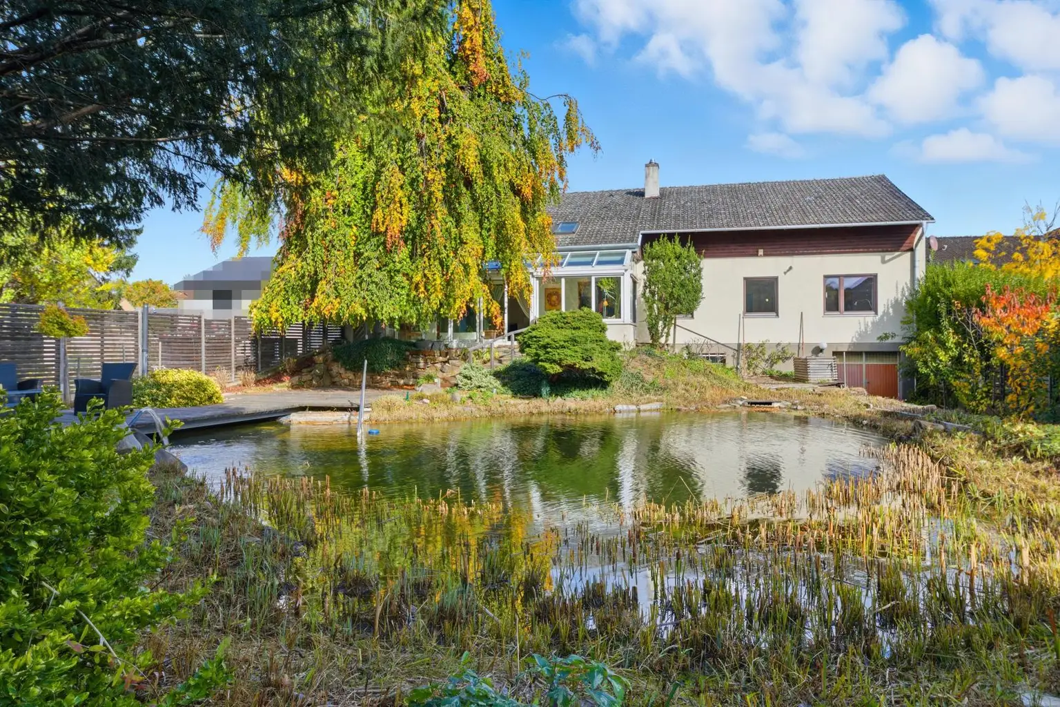 Ihr persönliches Wohnparadies: Ein Refugium für Naturliebhaber – Wohnen am eigenen Schwimmteich!