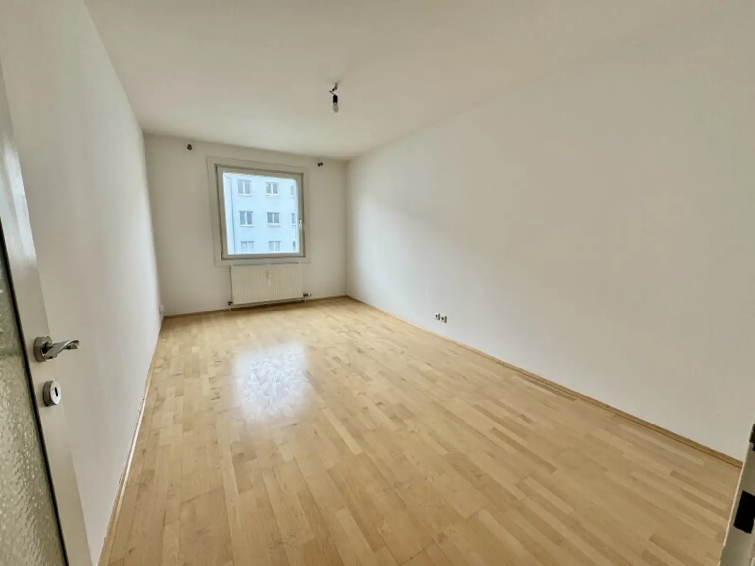 3 ZIMMER NEUBAUWOHNUNG MIT LOGGIA IN RUHELAGE DIREKT BEI DER DONAUINSEL