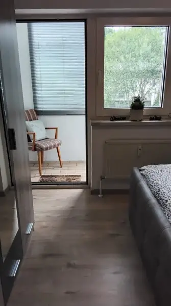 Eine komplett neu adaptierte 3-Zimmer-Wohnung mit Eckbalkon und Traunstein Blick.