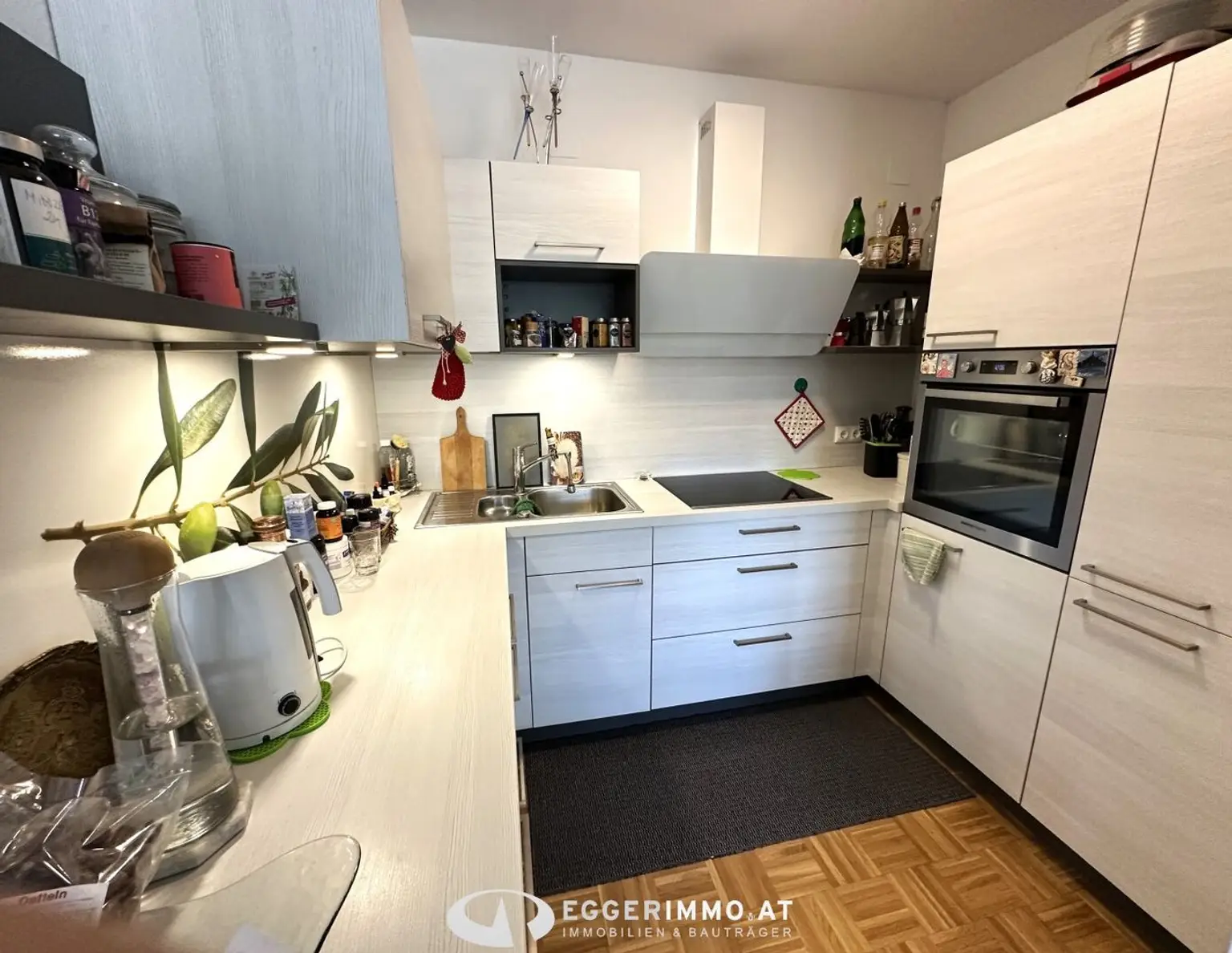 9871 Seeboden am Millstätter See; Gelegenheit ! gepflegte 72m² mit Balkon, 3 Zimmerwohnung, Spielplatz, Seenähe, PKW Stellplatz !!