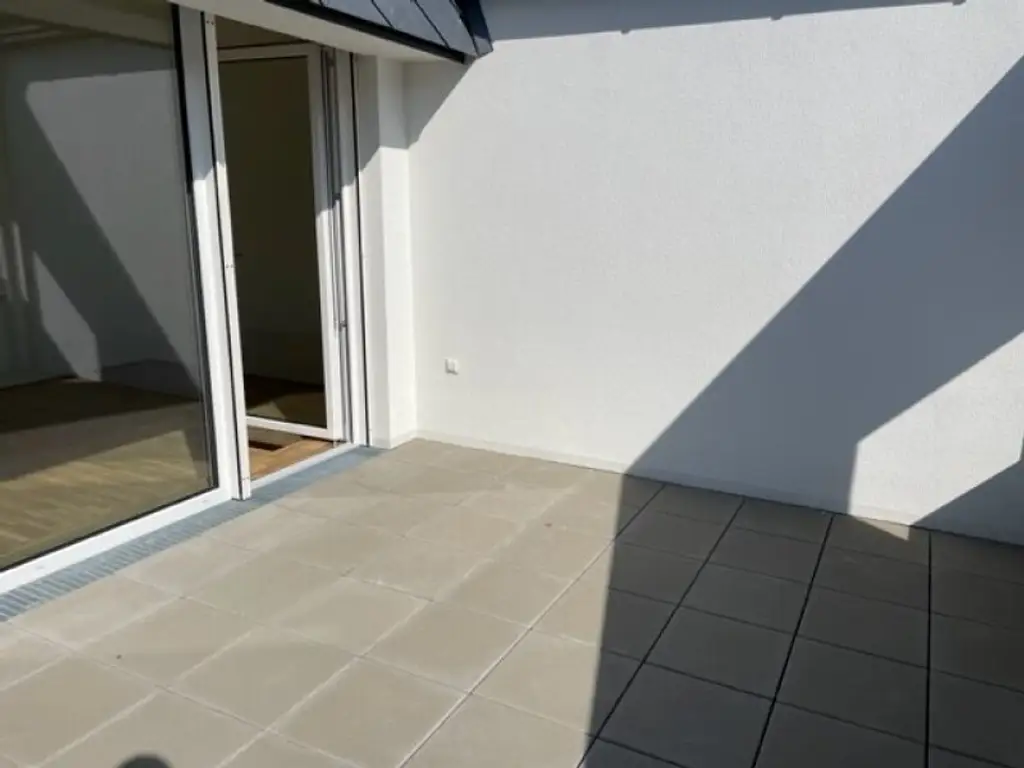 2-Zimmer-Dachterrassenwohnung Erstbezug inkl hochwertiger Küche, Außenfläche und Kellerabteil mit Blick ins Grüne - KLOSTERNEUBURG/ K126 T53