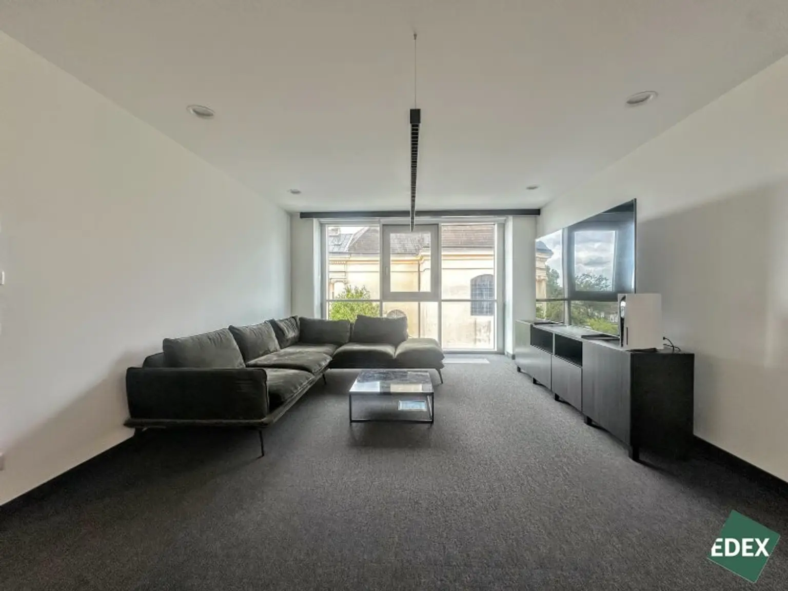 Repräsentative Bürofläche direkt an der Badner Bahn – vollausgebaut und sofort bezugsfertig