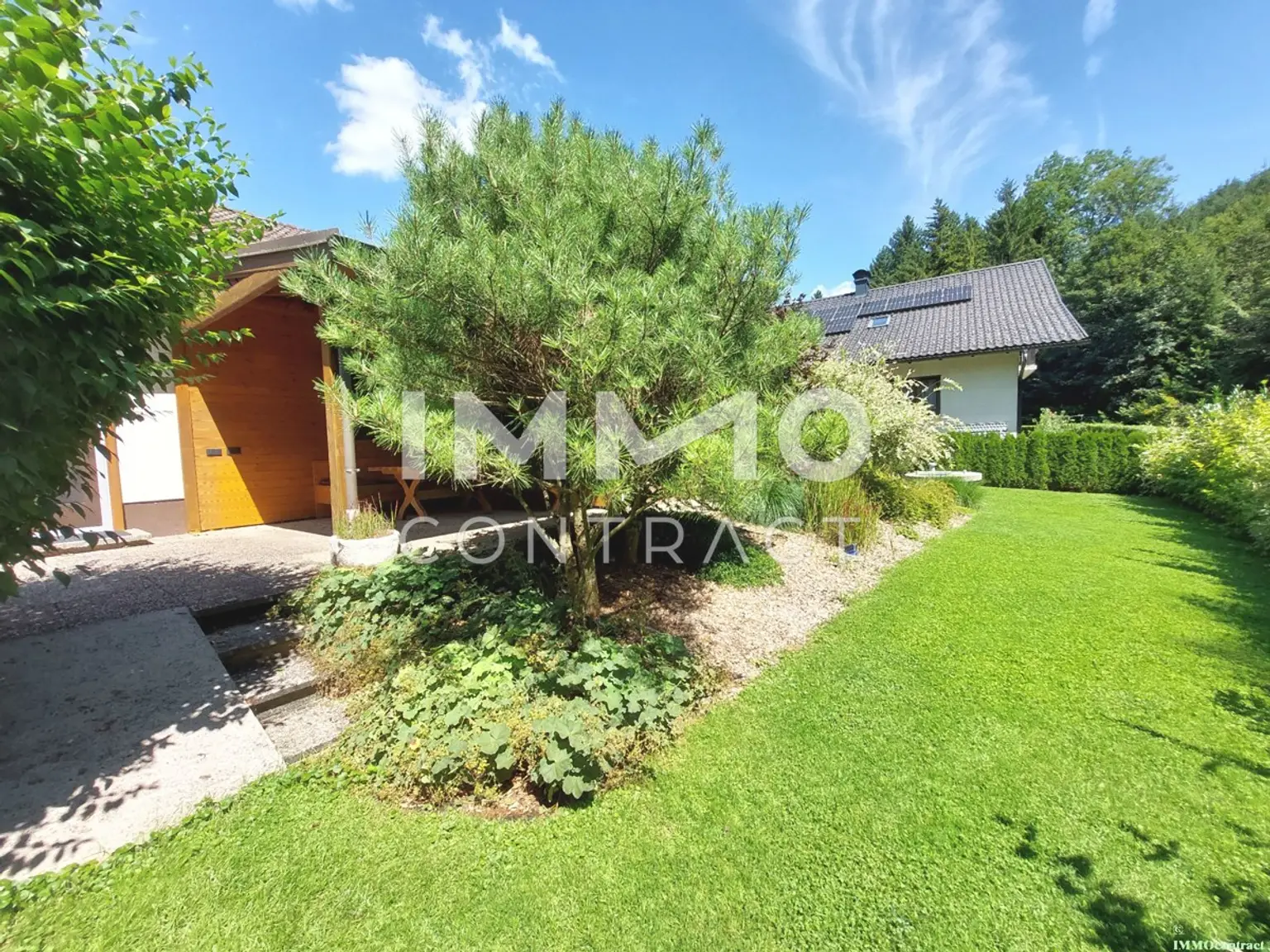 Bungalow mit Pool, Garage zu mieten in idyllischer Landschaft im Raum Rosenau/Bruckbach - Ruhelage