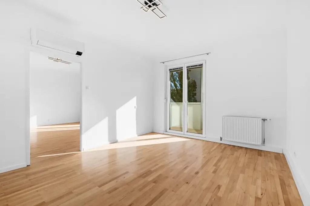 Moderne 3 Zimmer Wohnung mit 2 Loggien - Perfekt für Familien, Paare und Home-Office!