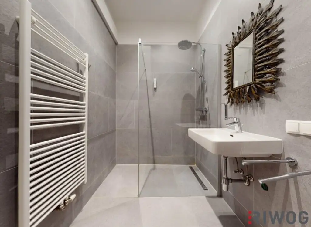 Wohnung mit Widmung für Kurzzeitvermietung vor den Toren Schloss Schönbrunns | Südseitiges 4-Zimmer Altbauapartment I 360° Rundgang