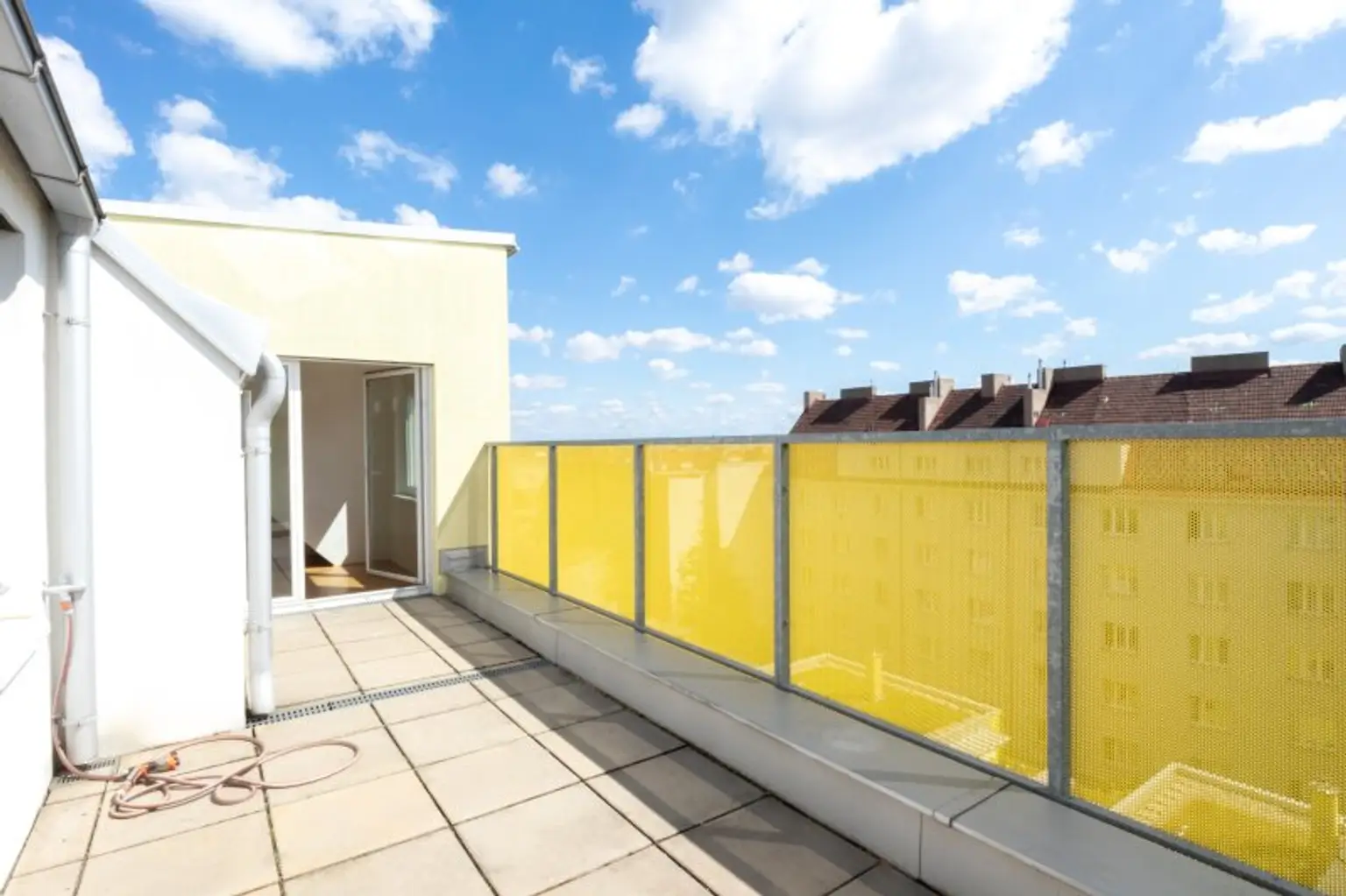 Charmante 2-Zimmer Dachgeschosswohnung bei Wilhelminenbergstraße - ab Dezember!