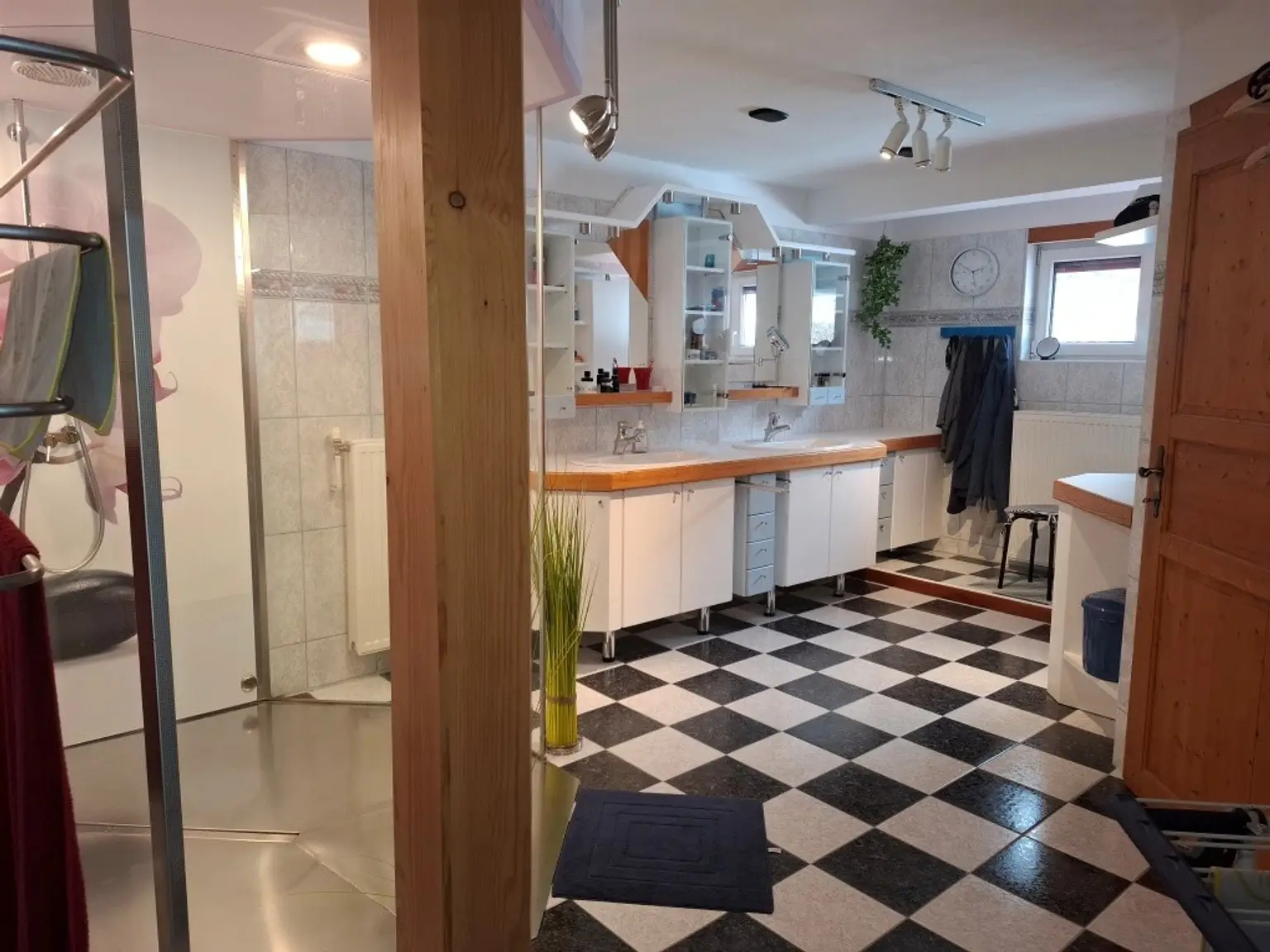 Renoviertes Wohnhaus mit großen Wohnräumen in Tragöss - Nahe Grüner See - zu kaufen !