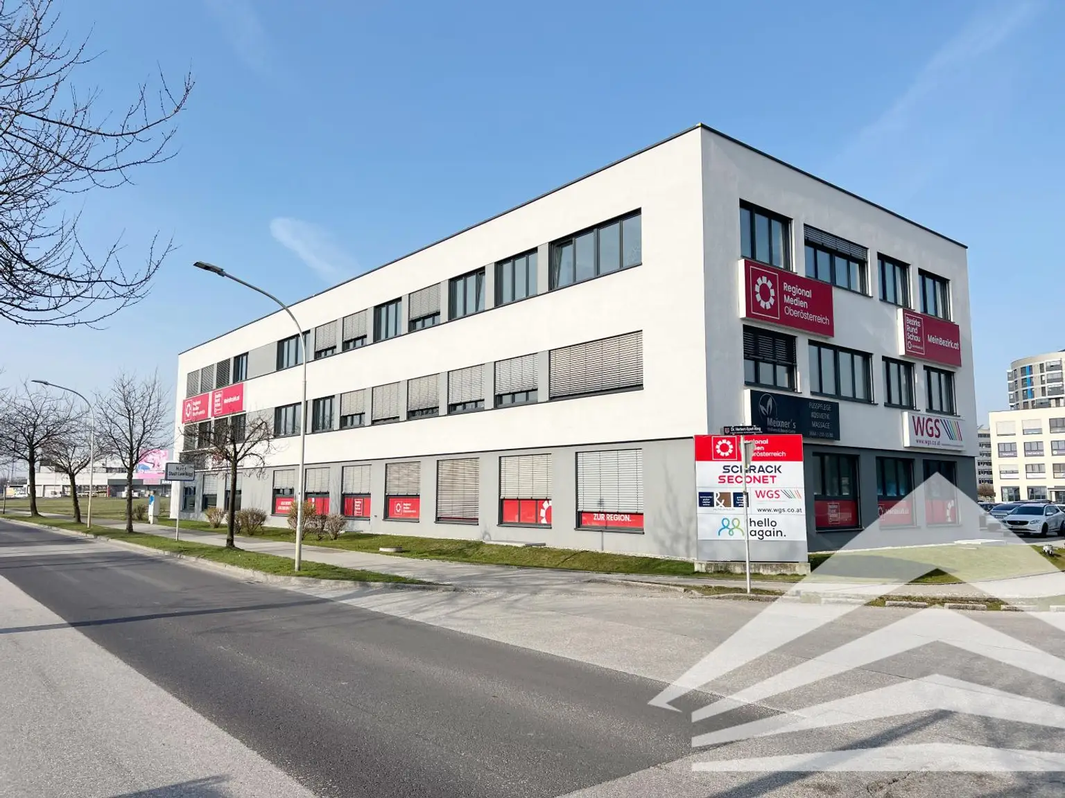 Gebäudeansicht mit Werbemöglichkeit