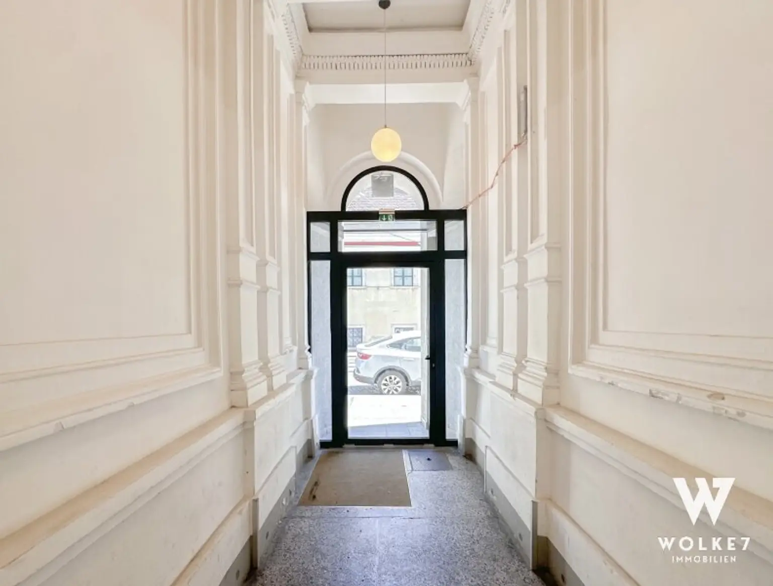 Top-sanierte 3-Zimmer Altbauwohnung – Ruhige Toplage beim Augarten