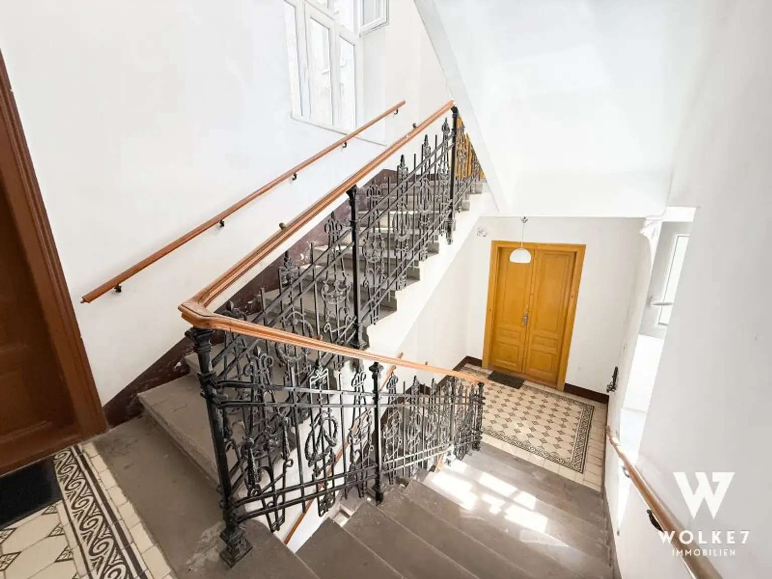 3-Zimmer-Altbauwohnung in begehrter Lage des 14. Bezirks