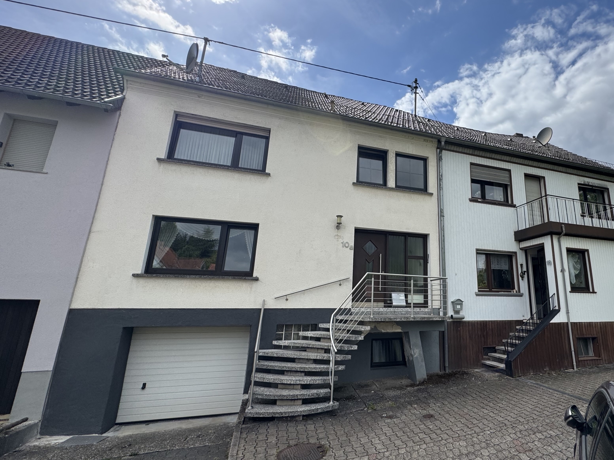 Gepflegtes Zuhause mit 5 Zimmern, Wintergarten und Garten ab 01.01.2026