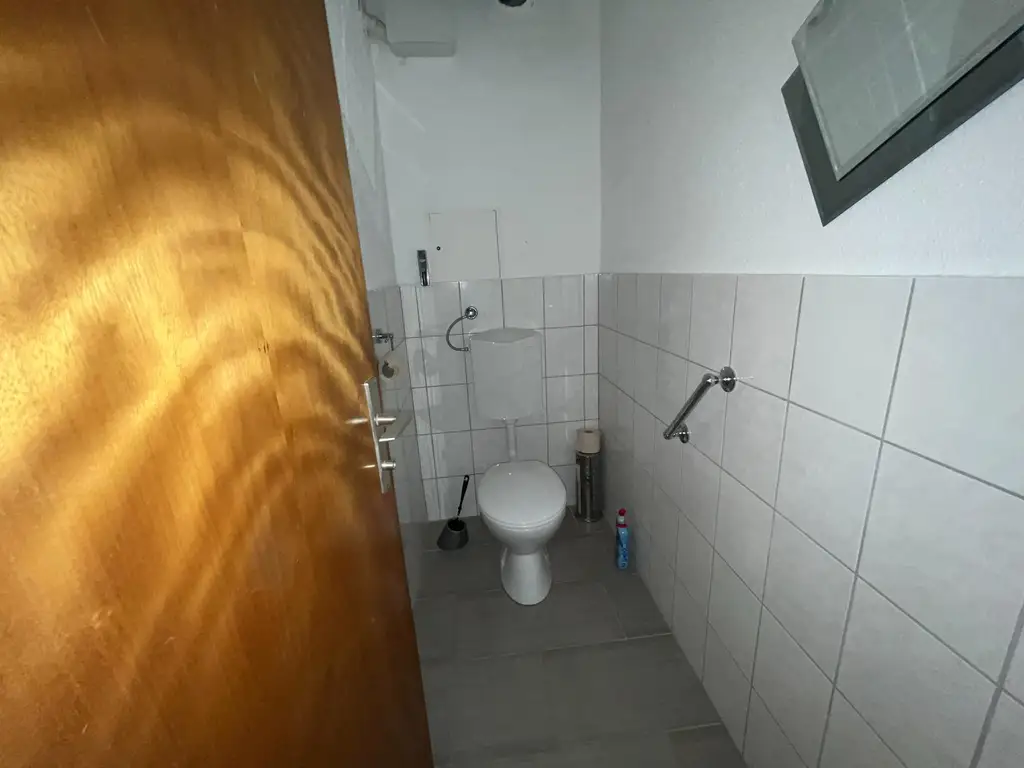 Gemütliche Loggia-Wohnung mit tollem Blick über Eisenstadt und seiner Umgebung!